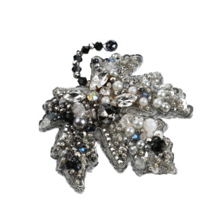 Брошка "Листочок"