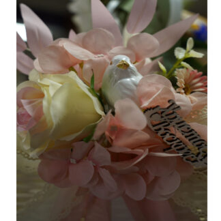 Великодня прикраса на кошик з пташкою рожевого кольору